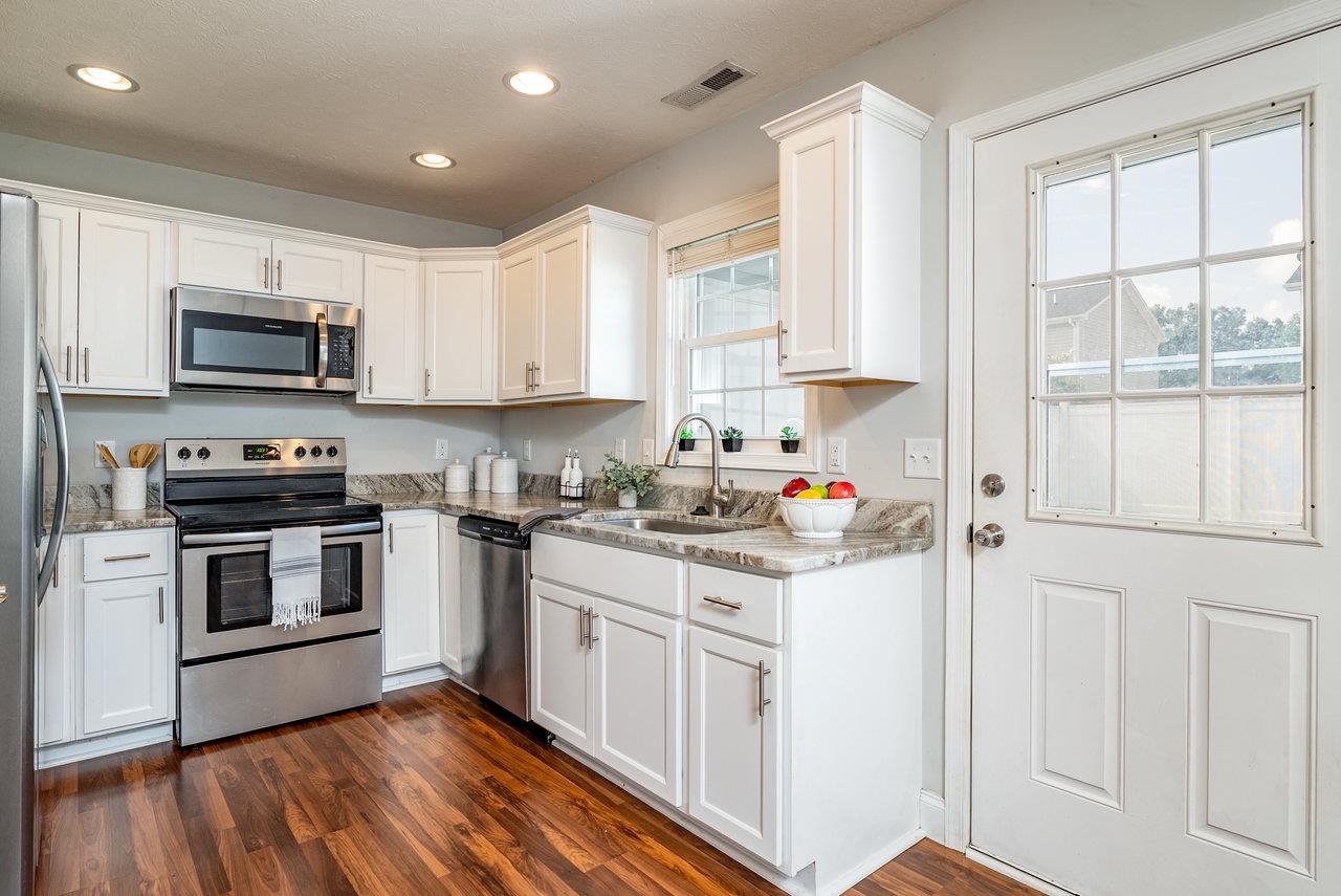 207 15TH ST Unit: A