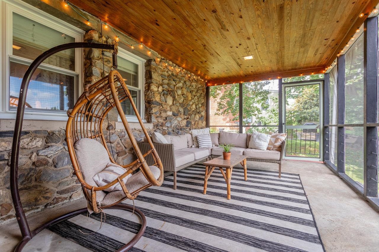 853 OLD FURNACE RD