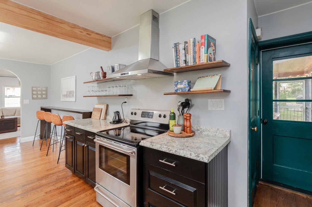 853 OLD FURNACE RD