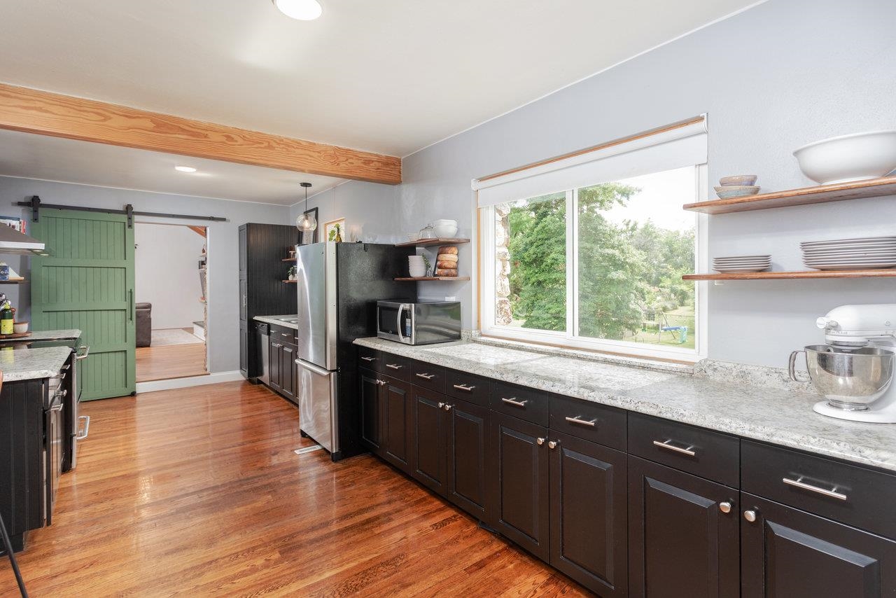 853 OLD FURNACE RD