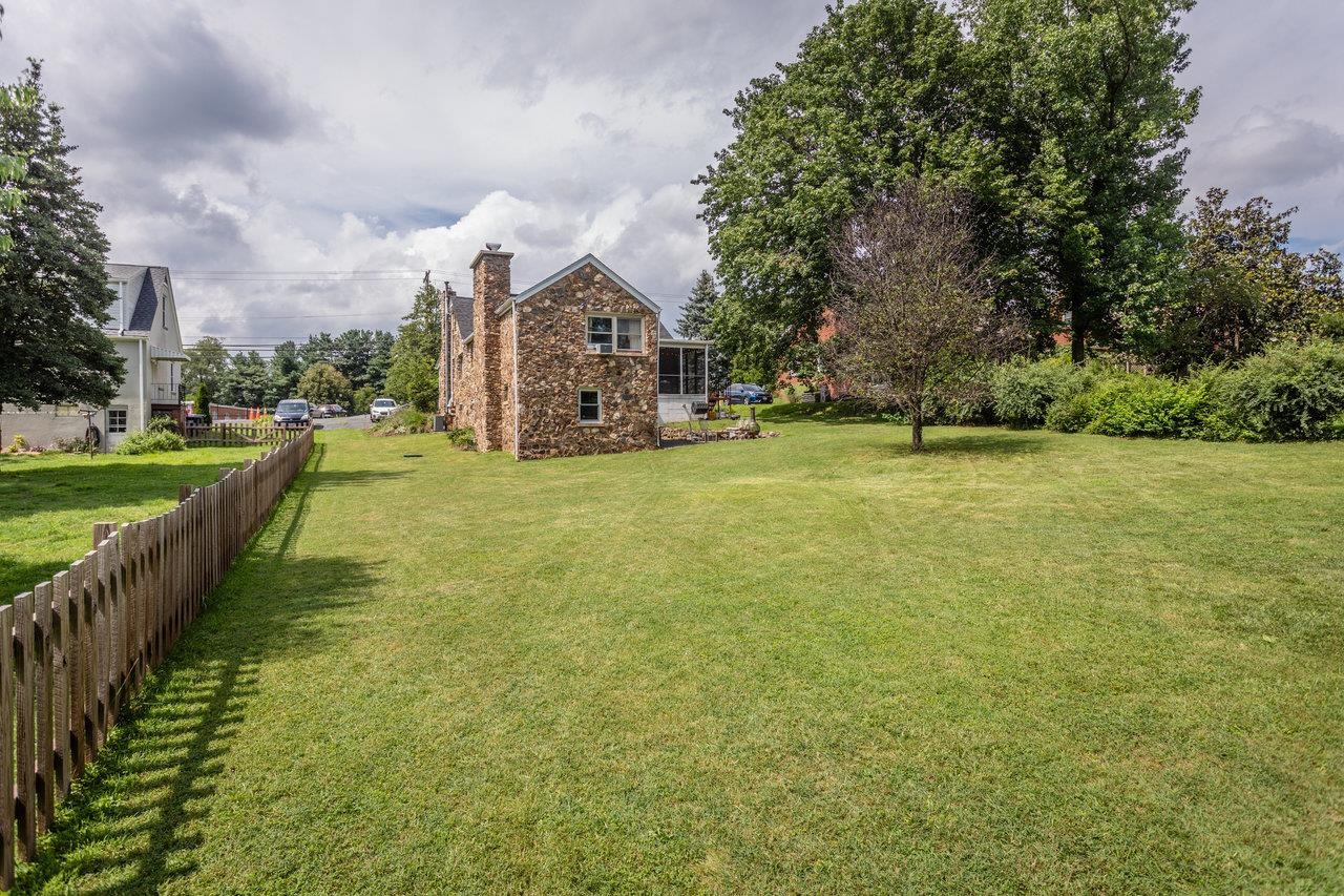 853 OLD FURNACE RD