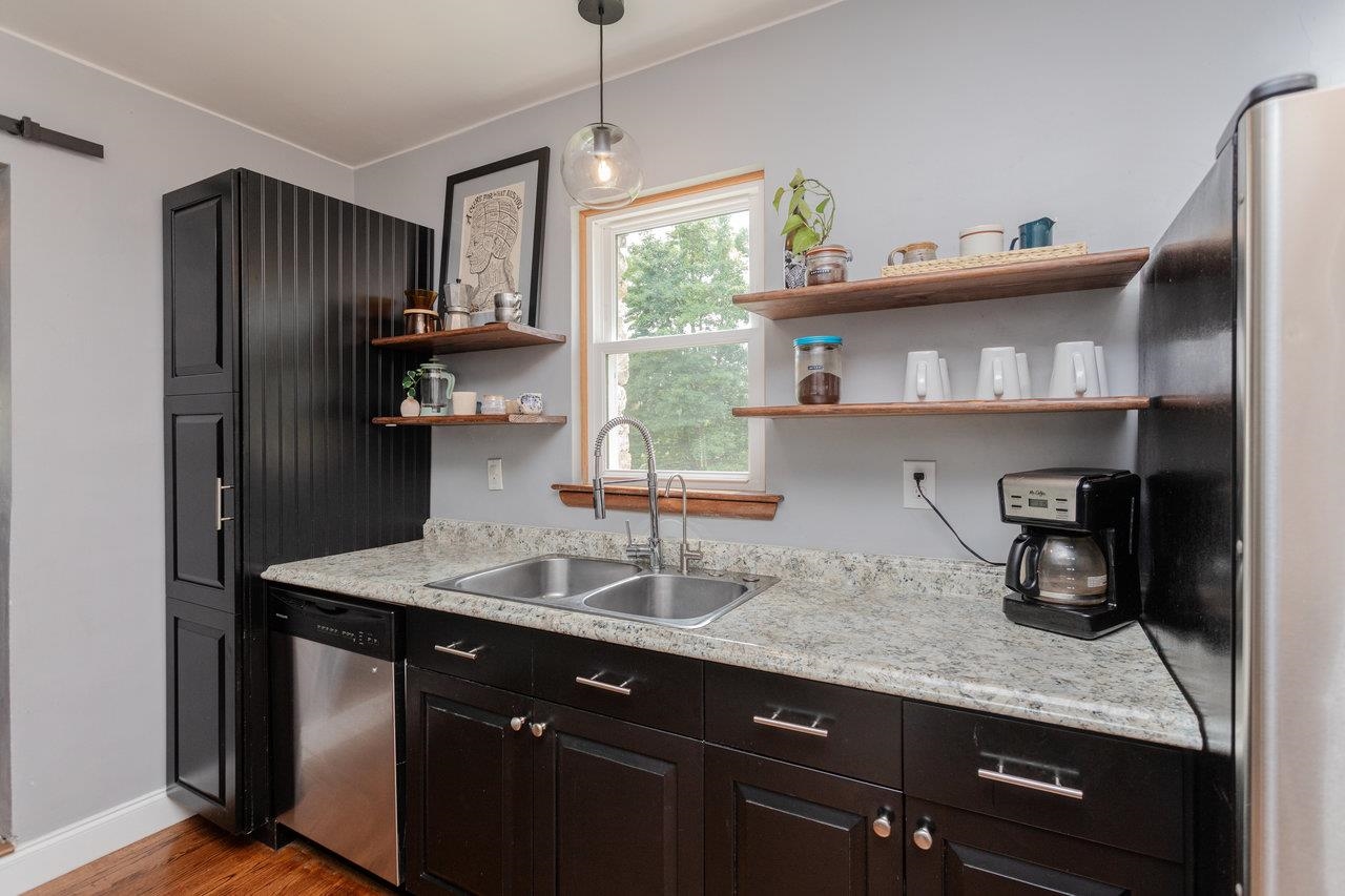 853 OLD FURNACE RD