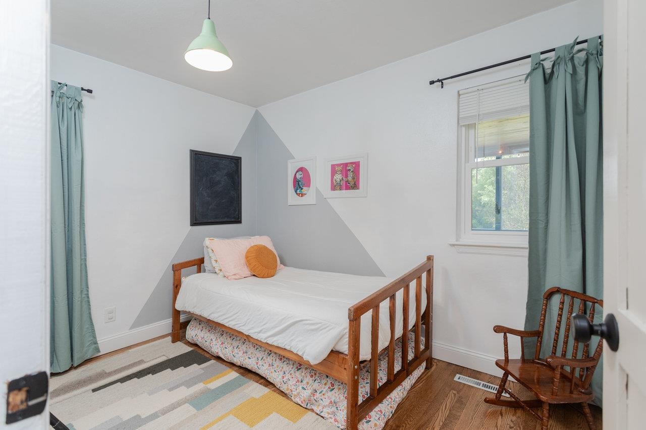 853 OLD FURNACE RD
