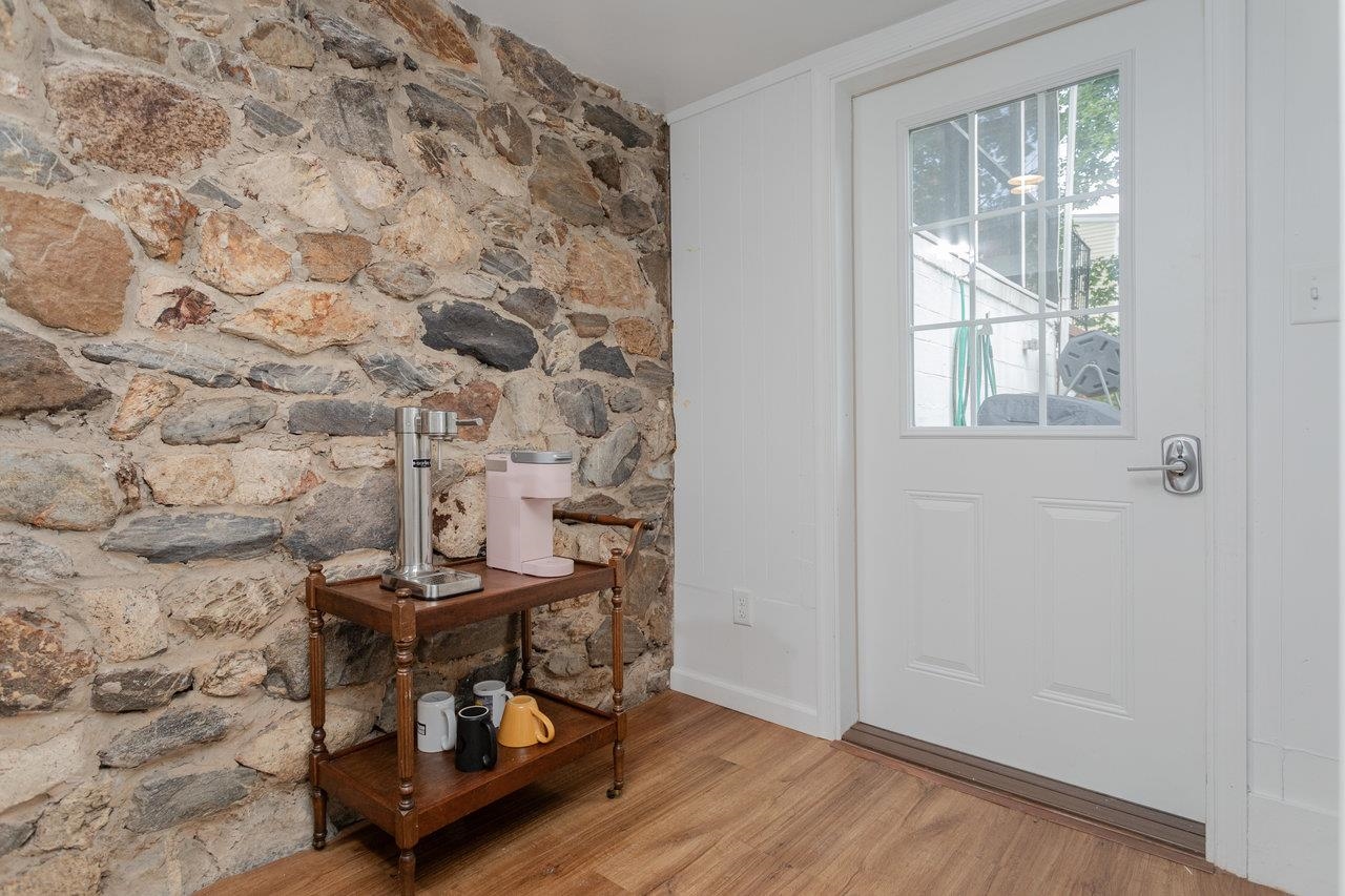 853 OLD FURNACE RD