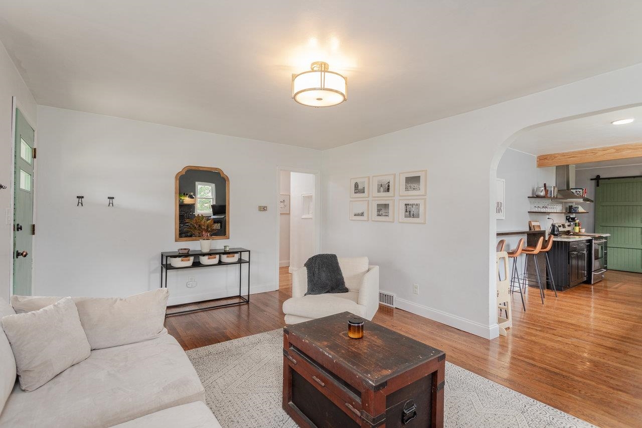853 OLD FURNACE RD