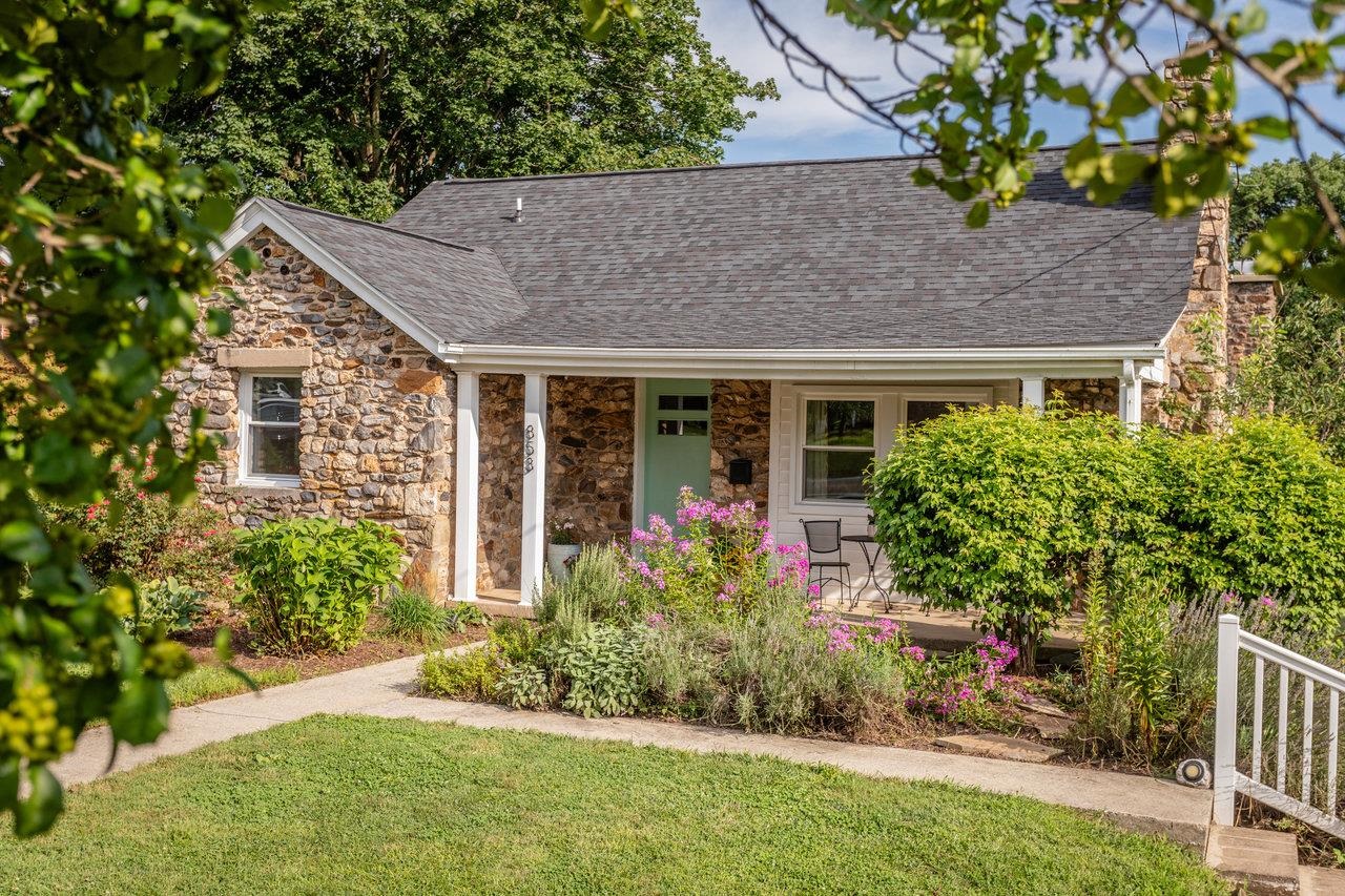 853 OLD FURNACE RD