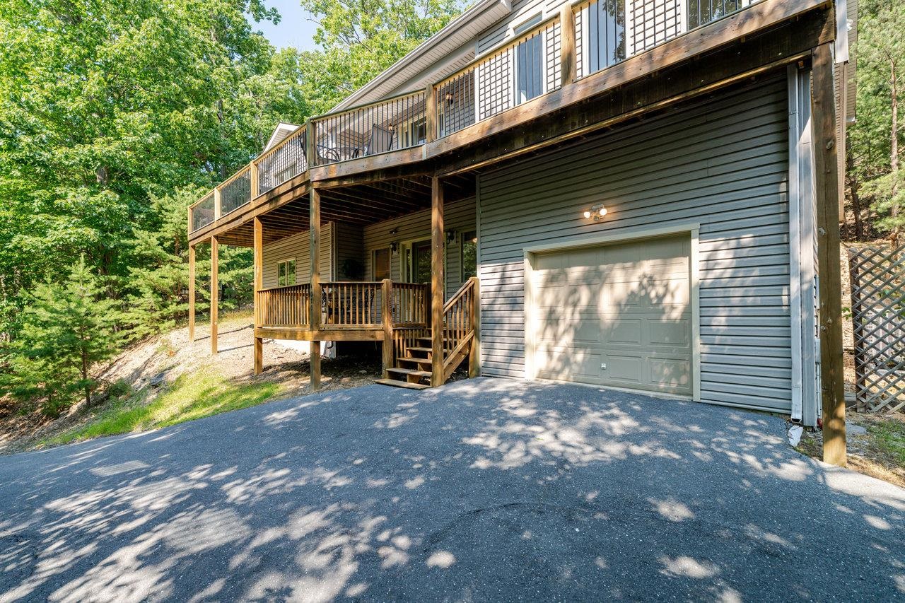4070 PALMER RD