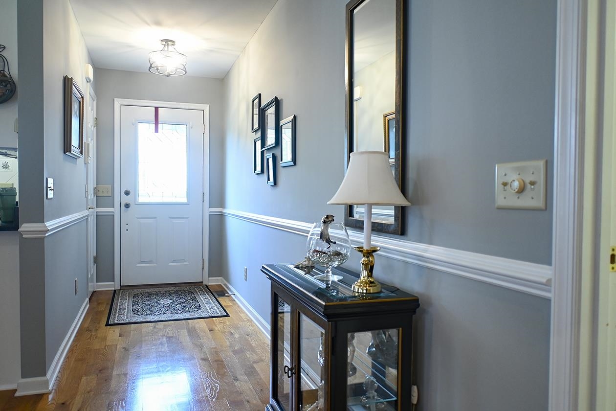 2260 LAKE TERRACE DR