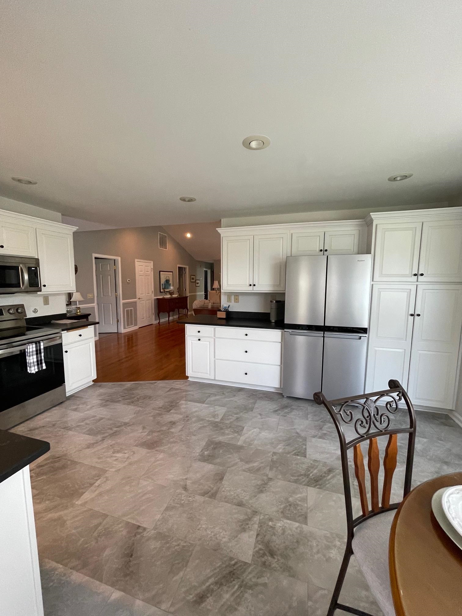 2260 LAKE TERRACE DR