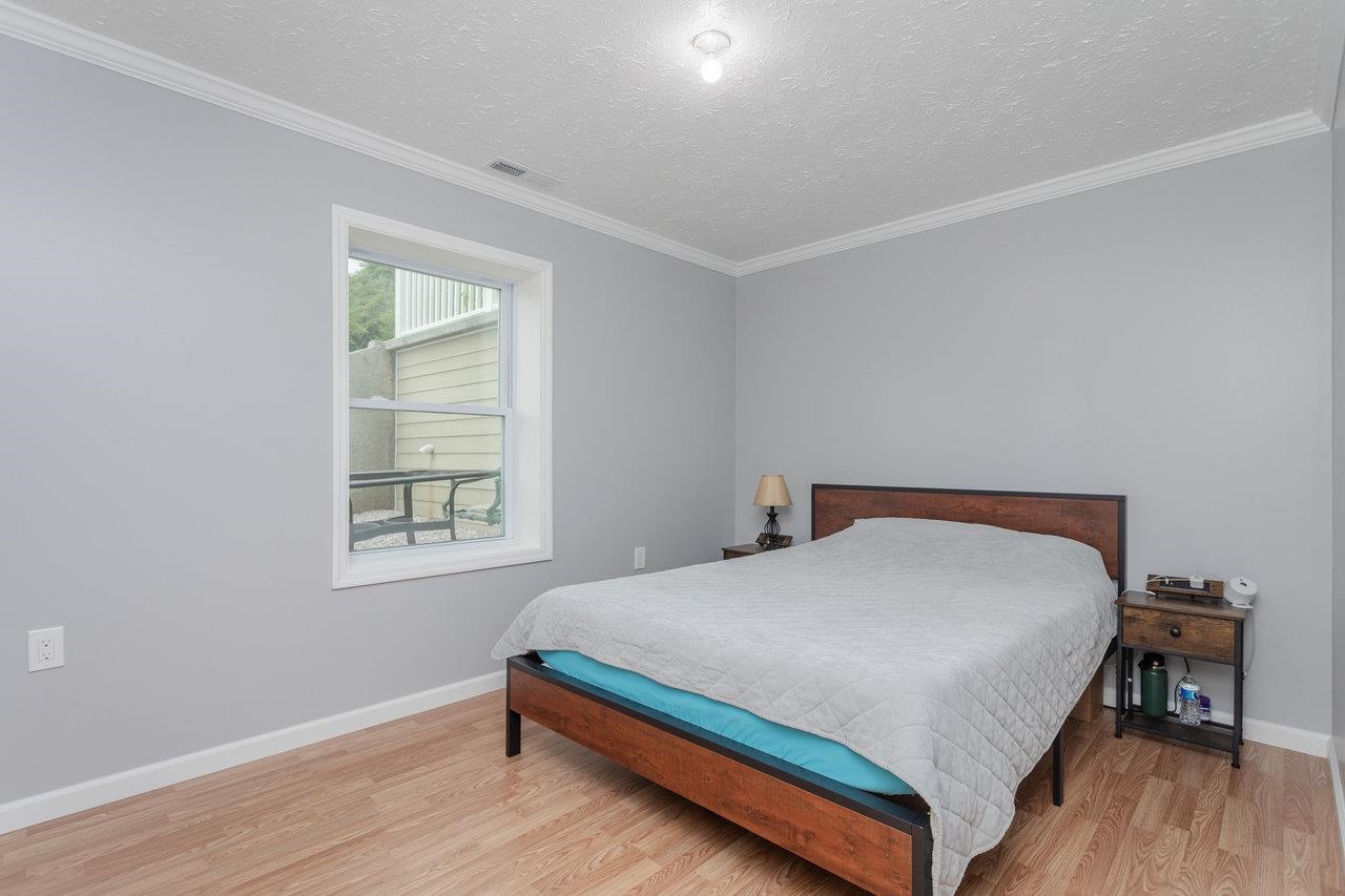 3232 WINDY HEIGHTS LN