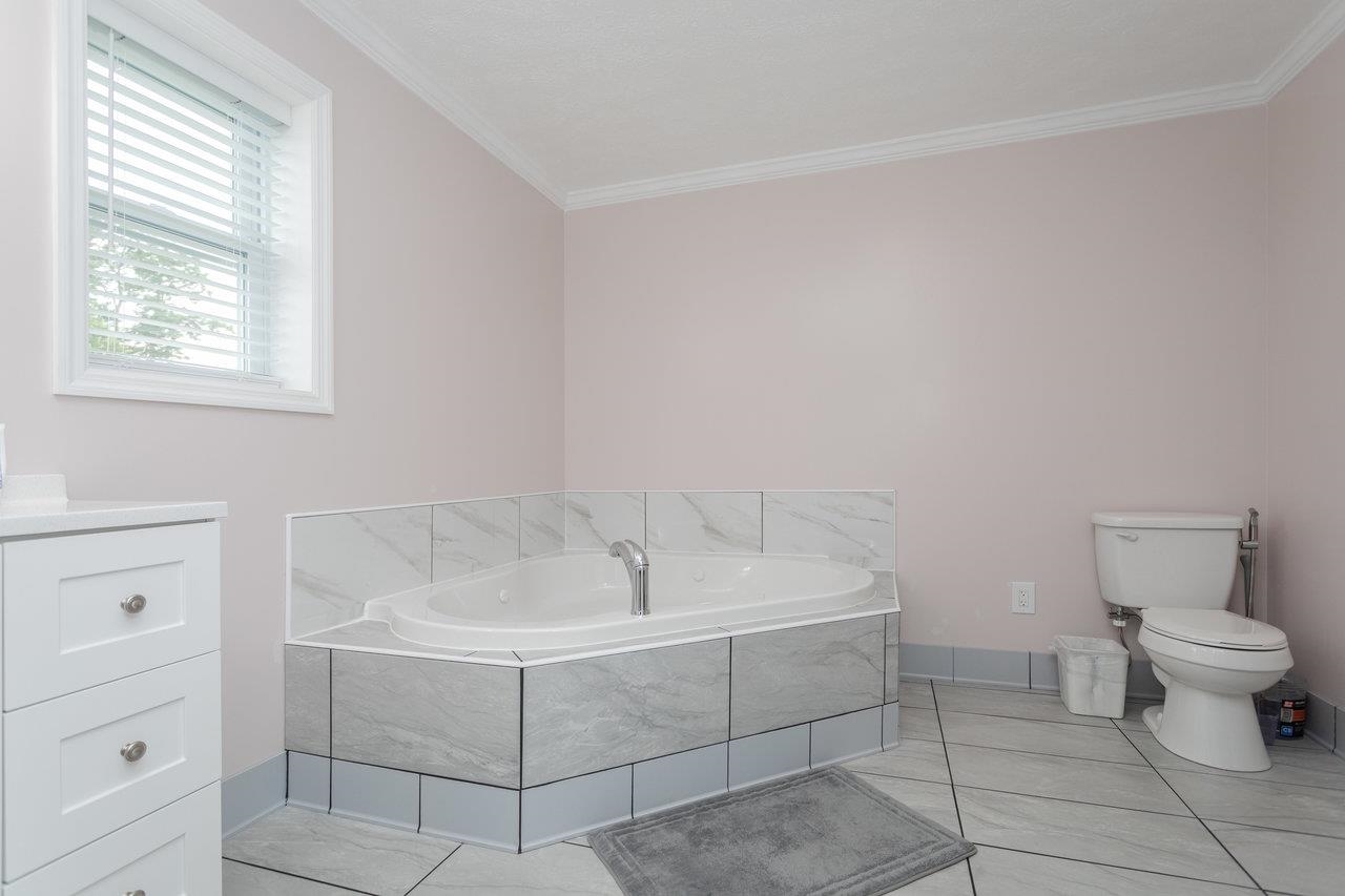 3232 WINDY HEIGHTS LN