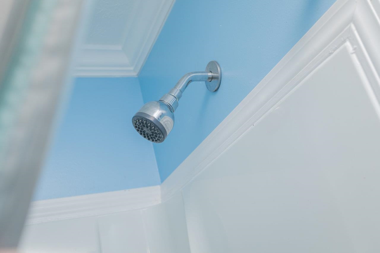 3232 WINDY HEIGHTS LN