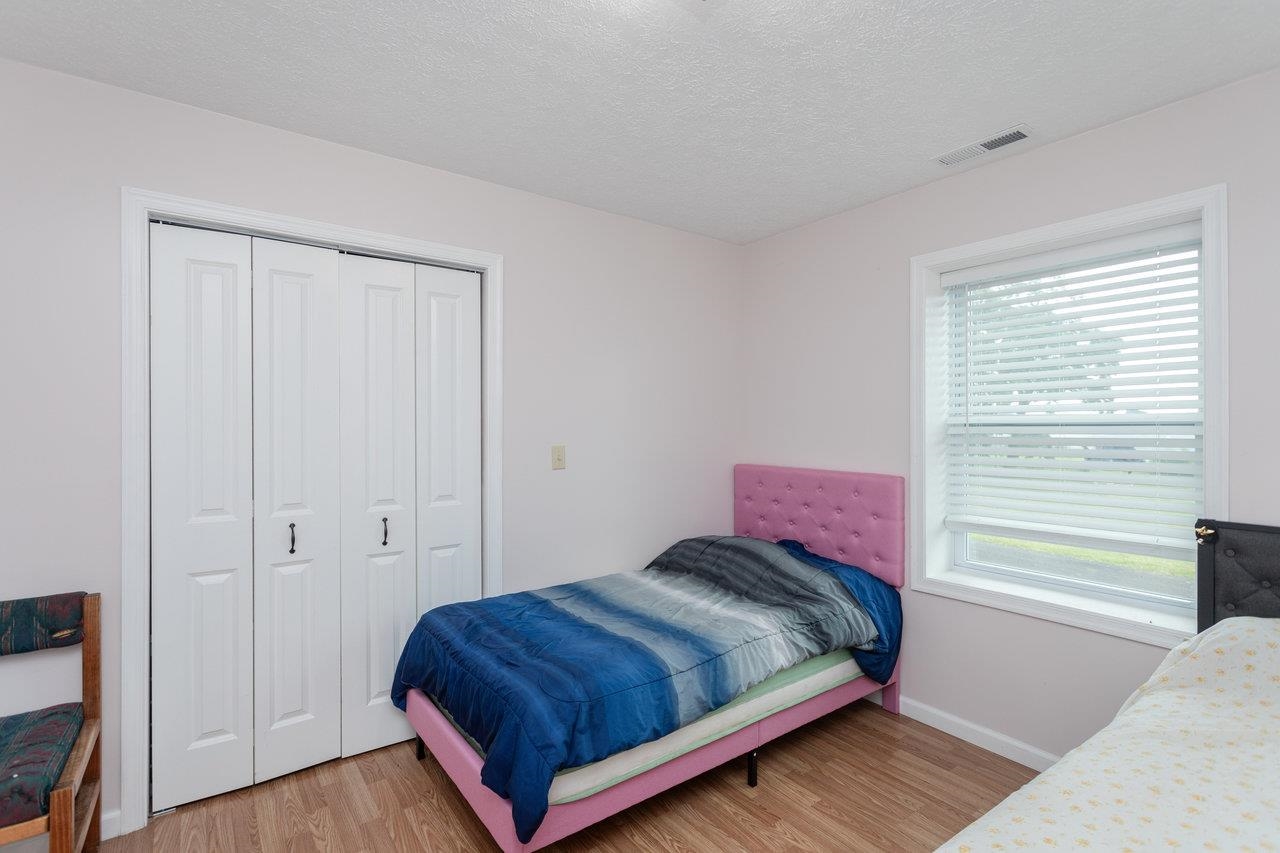 3232 WINDY HEIGHTS LN