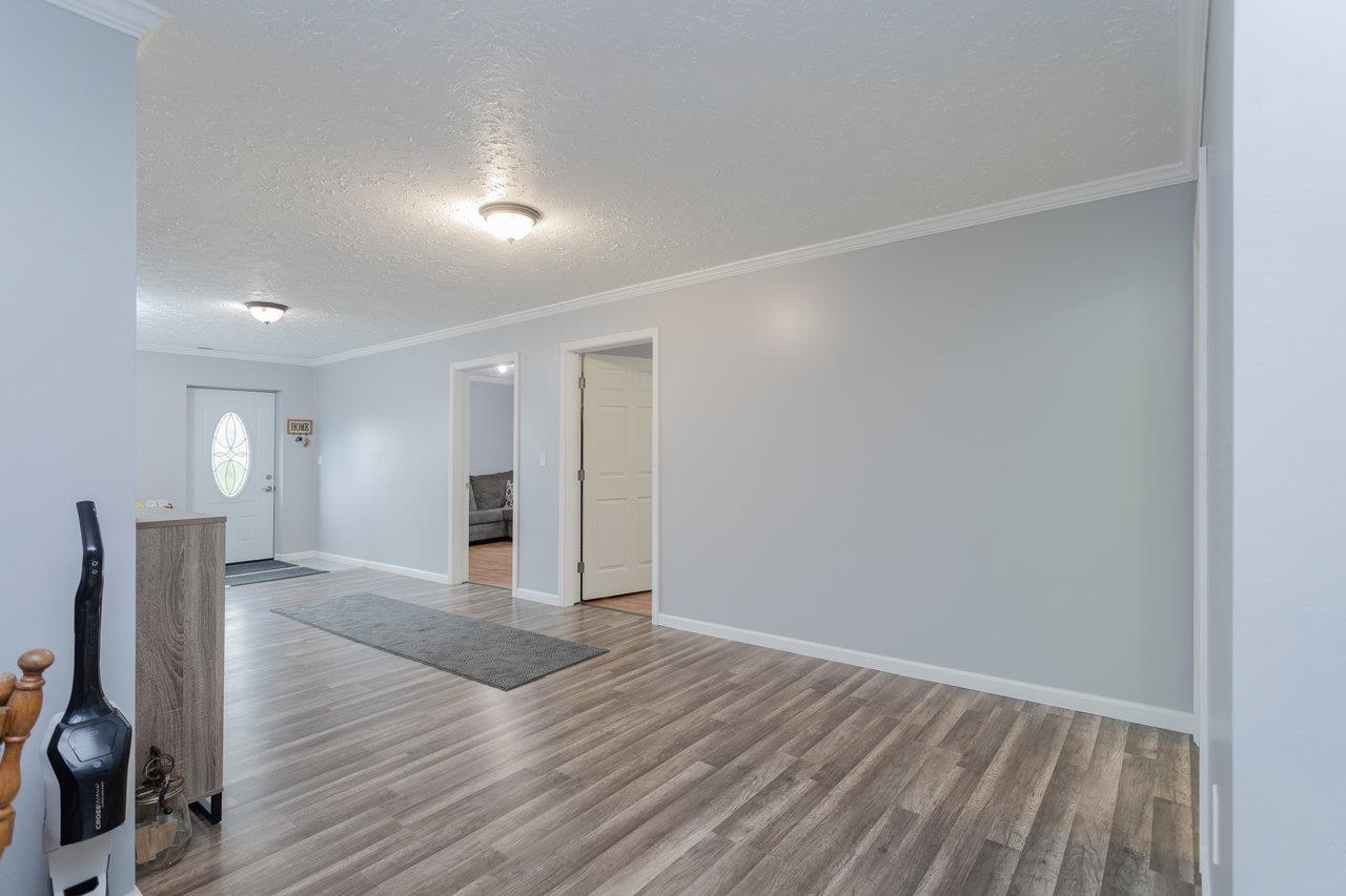 3232 WINDY HEIGHTS LN