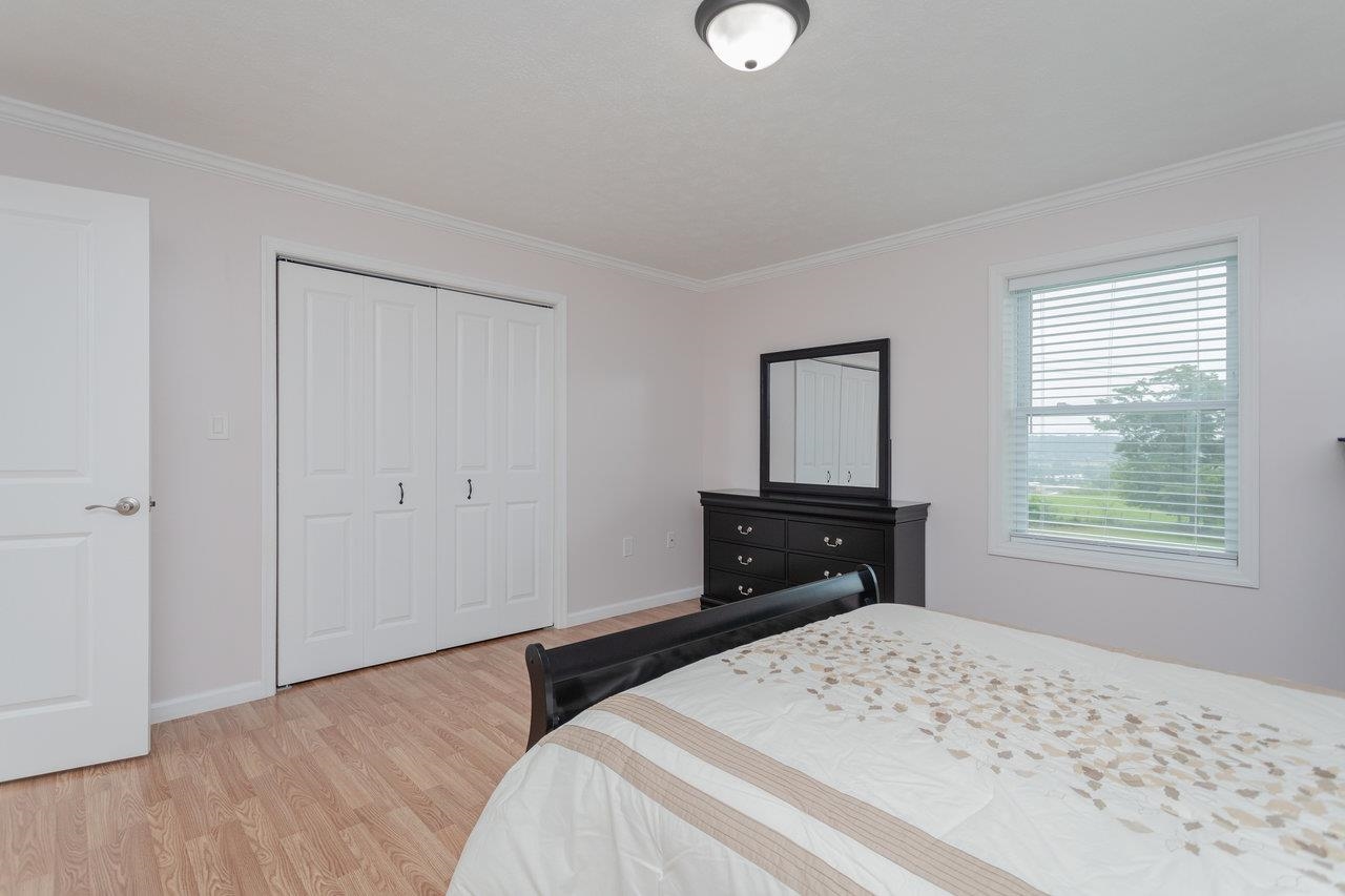 3232 WINDY HEIGHTS LN