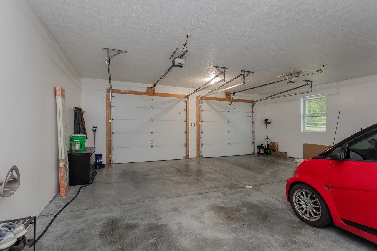 3232 WINDY HEIGHTS LN