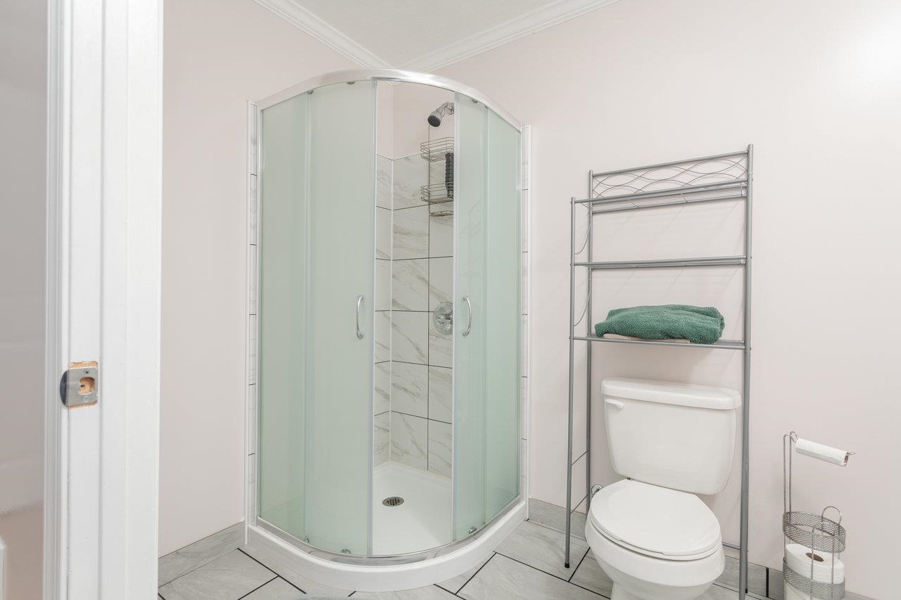 3232 WINDY HEIGHTS LN