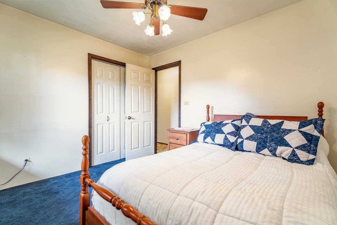 18300 MOUNTAIN VALLEY RD