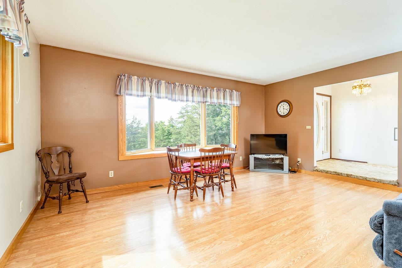 18300 MOUNTAIN VALLEY RD