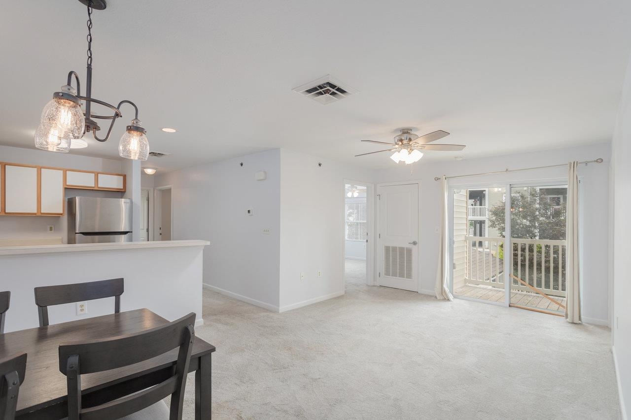 510 DAVIS MILLS DR Unit: 202