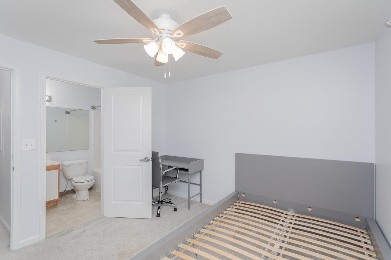 510 DAVIS MILLS DR Unit: 202