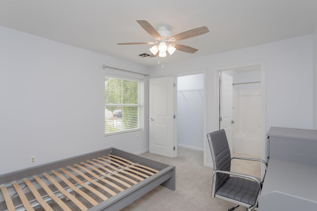 510 DAVIS MILLS DR Unit: 202