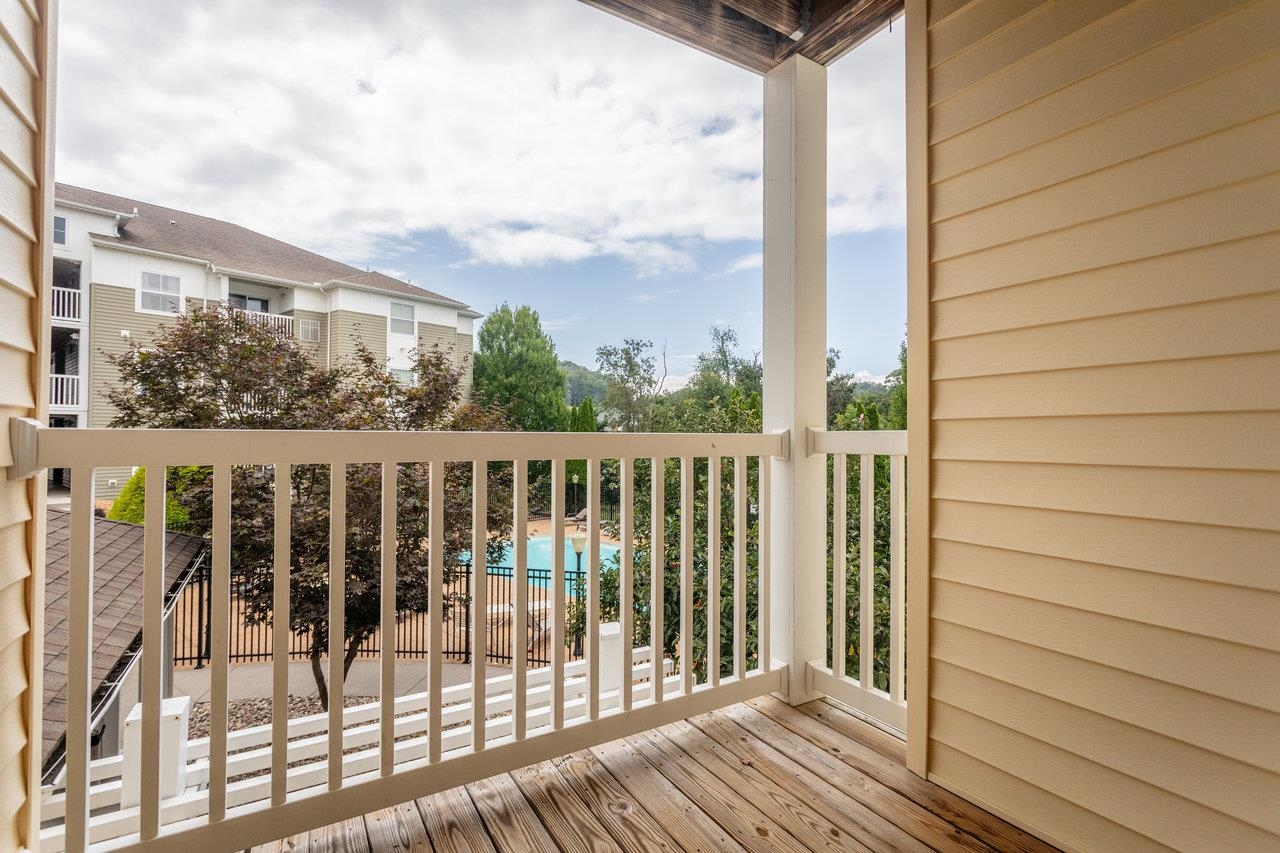 510 DAVIS MILLS DR Unit: 202