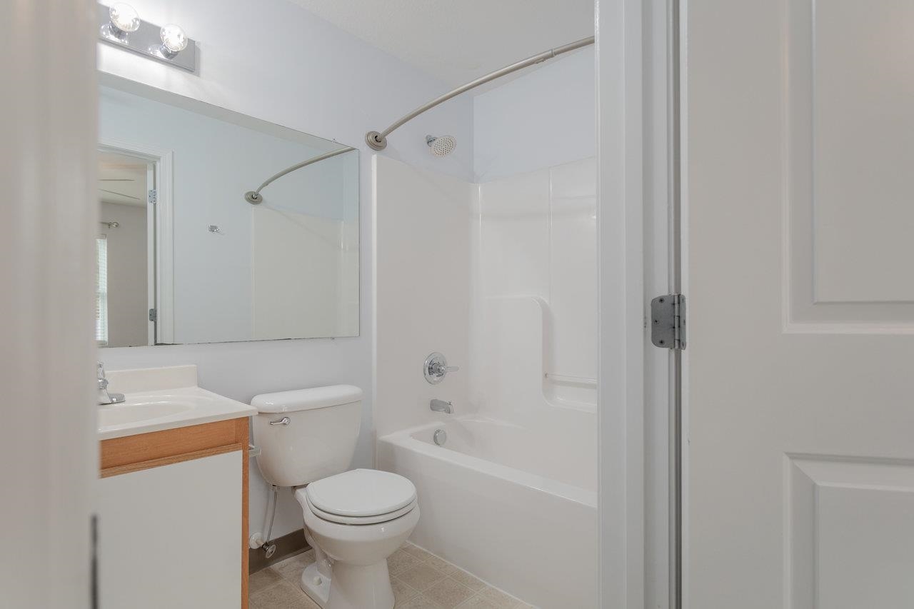 510 DAVIS MILLS DR Unit: 202