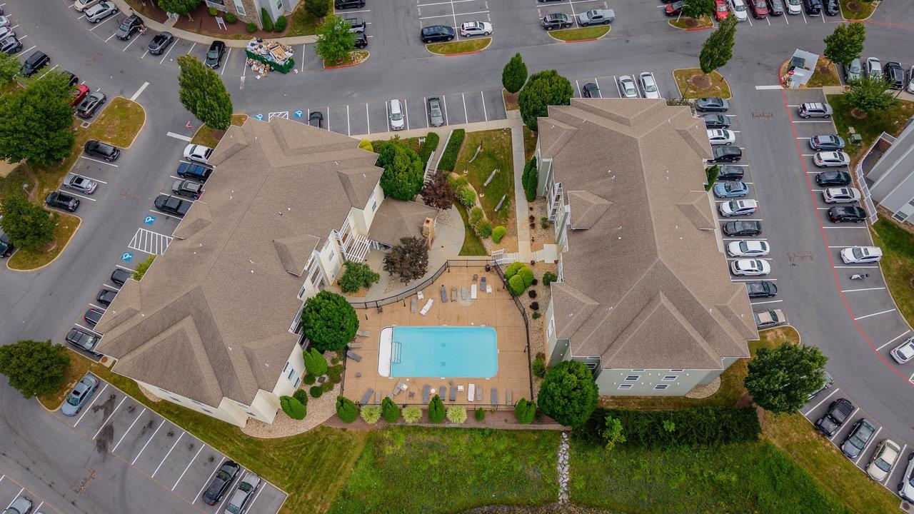 510 DAVIS MILLS DR Unit: 202