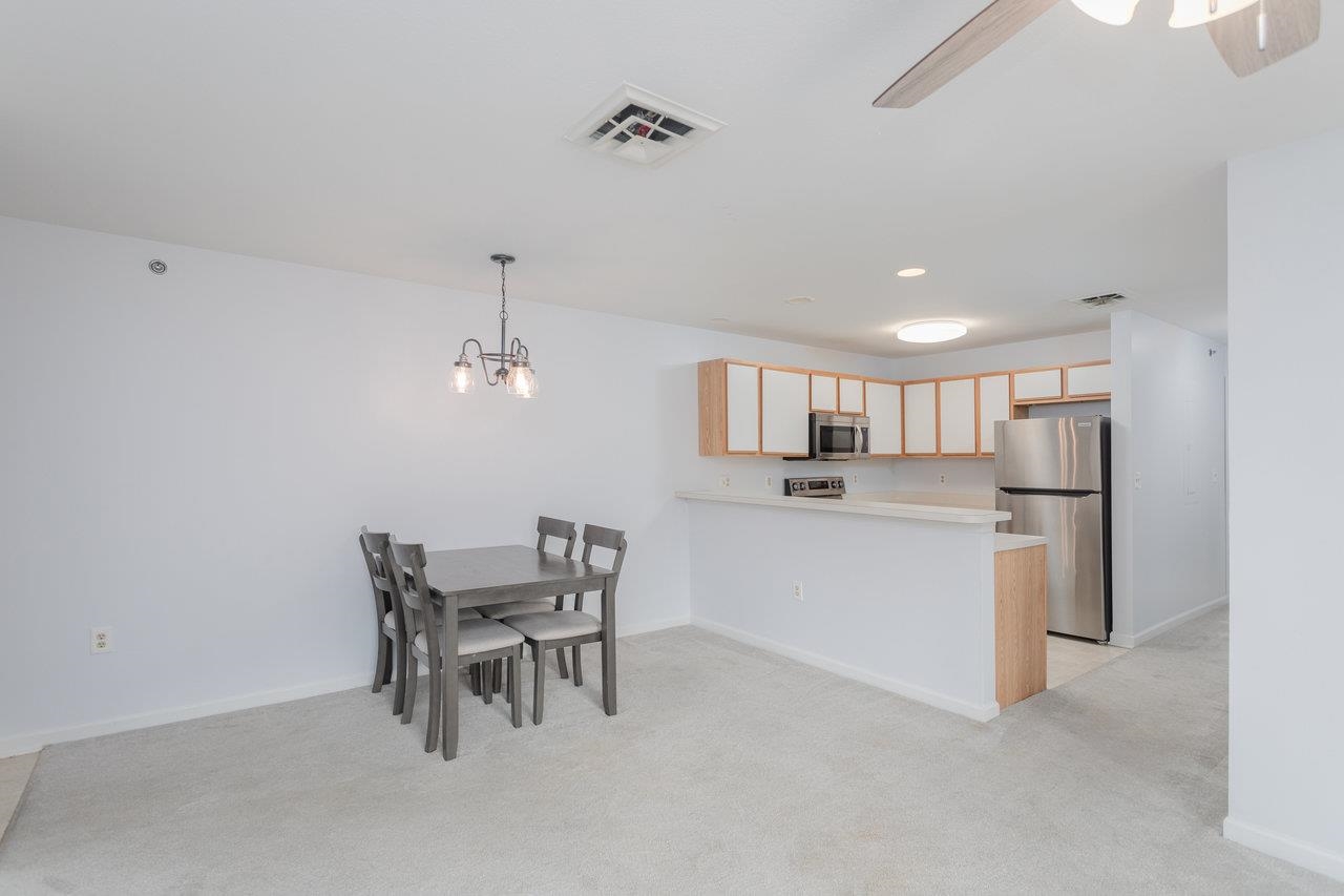 510 DAVIS MILLS DR Unit: 202