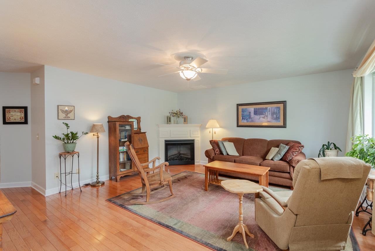 1966 BUTTONWOOD CT