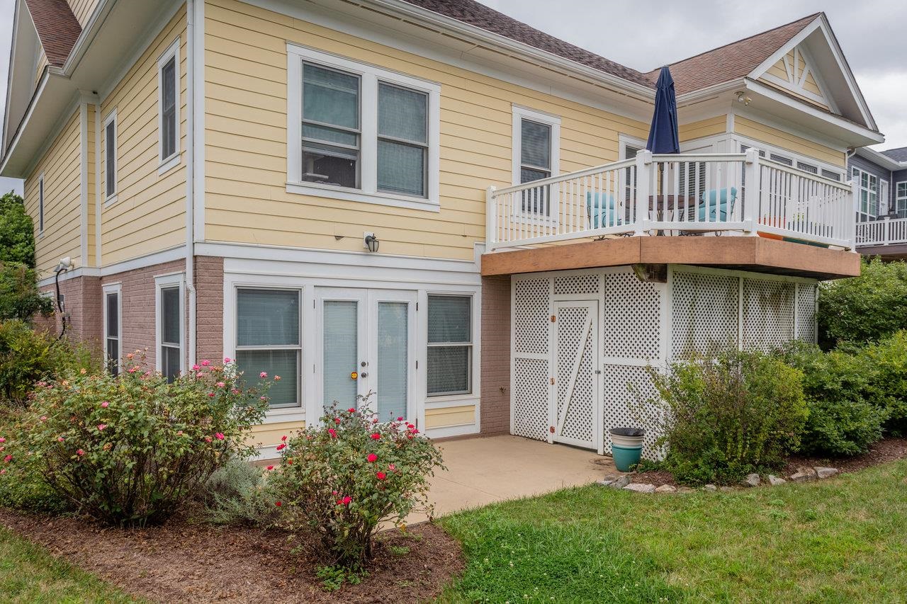 3063 CLUBHOUSE HILL RD