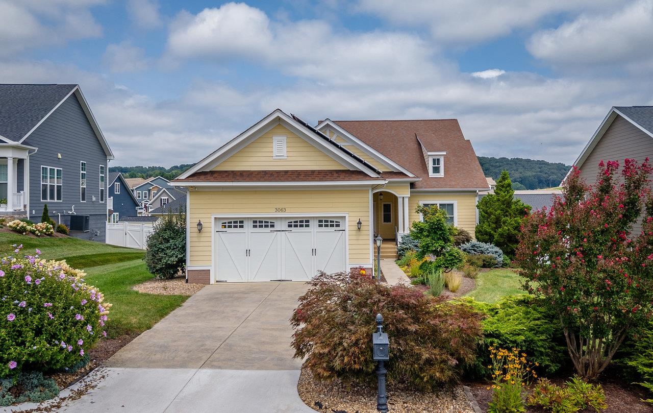 3063 CLUBHOUSE HILL RD