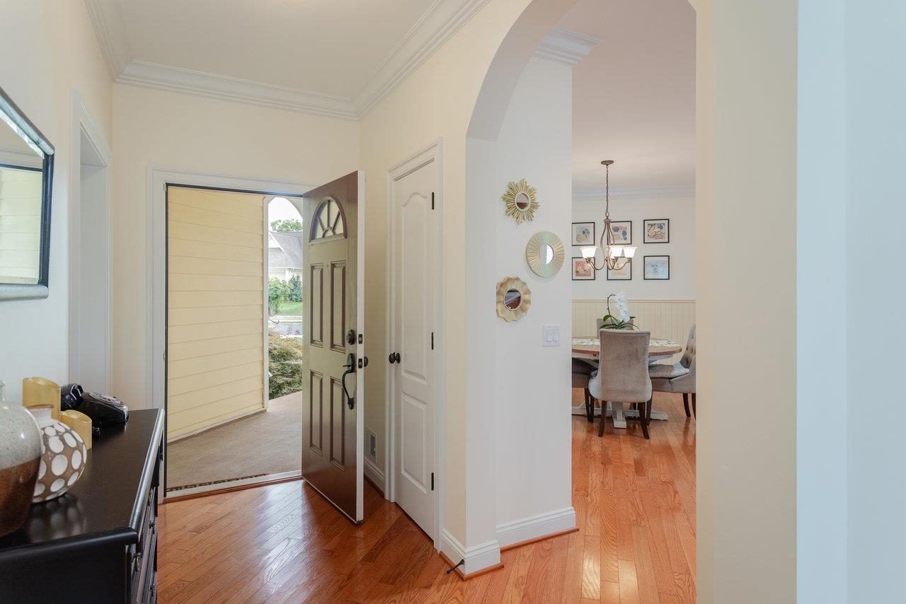 3063 CLUBHOUSE HILL RD