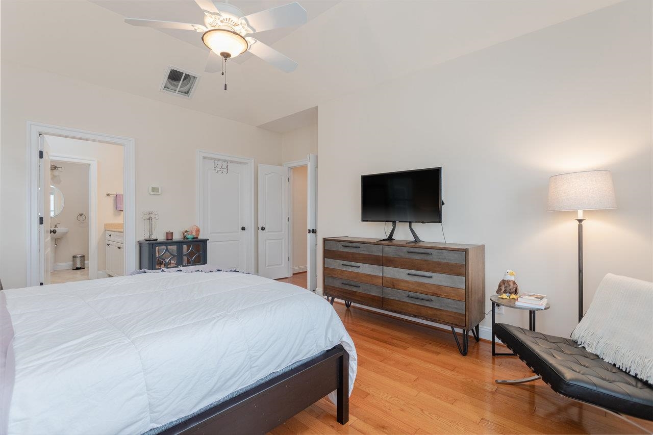 3063 CLUBHOUSE HILL RD