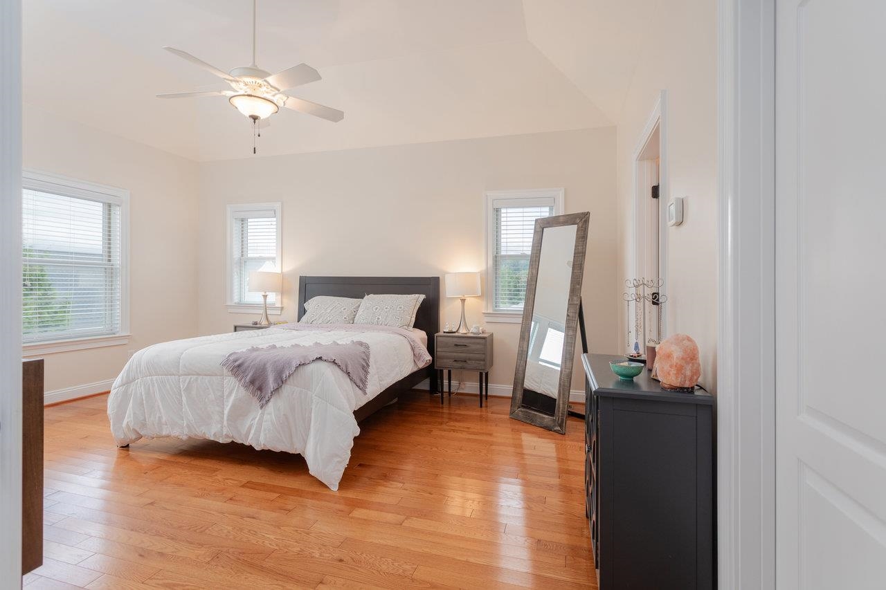 3063 CLUBHOUSE HILL RD