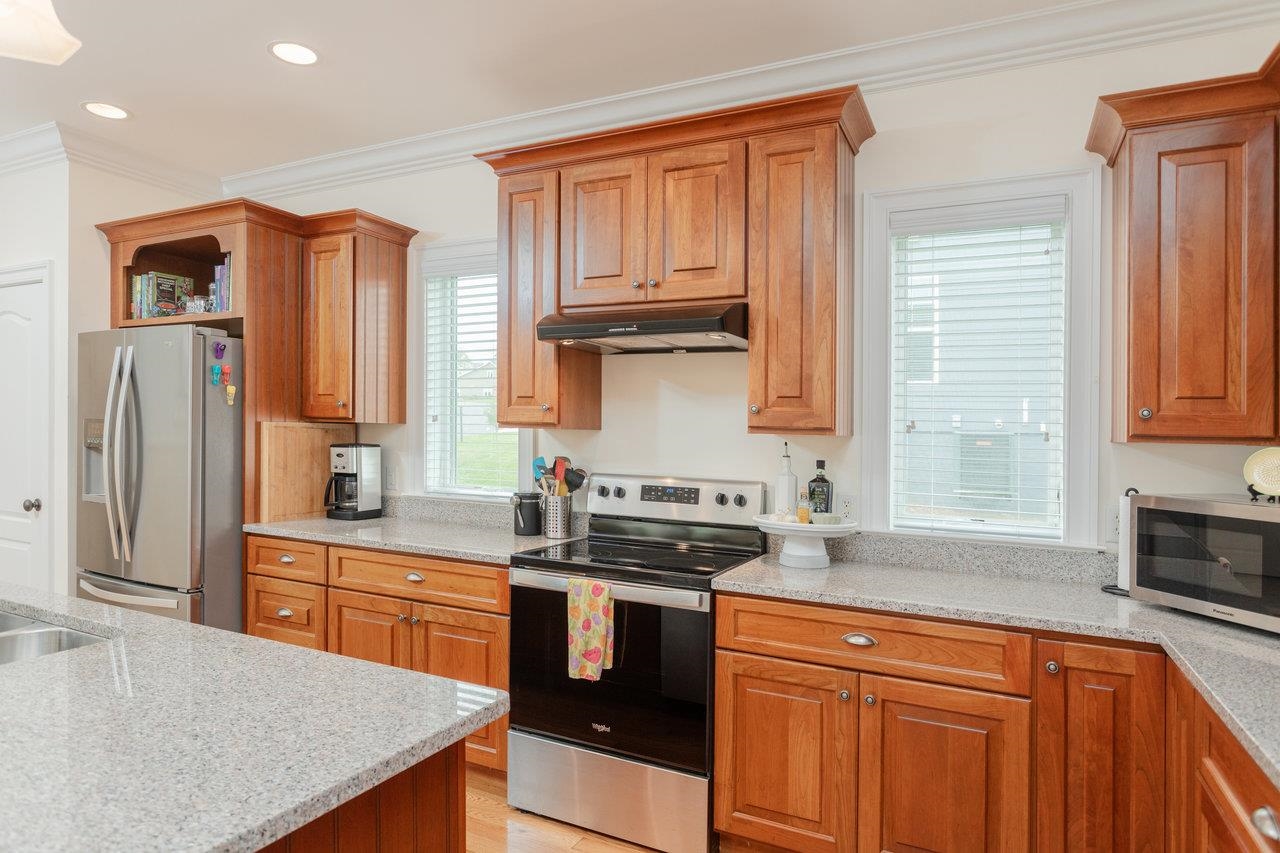 3063 CLUBHOUSE HILL RD