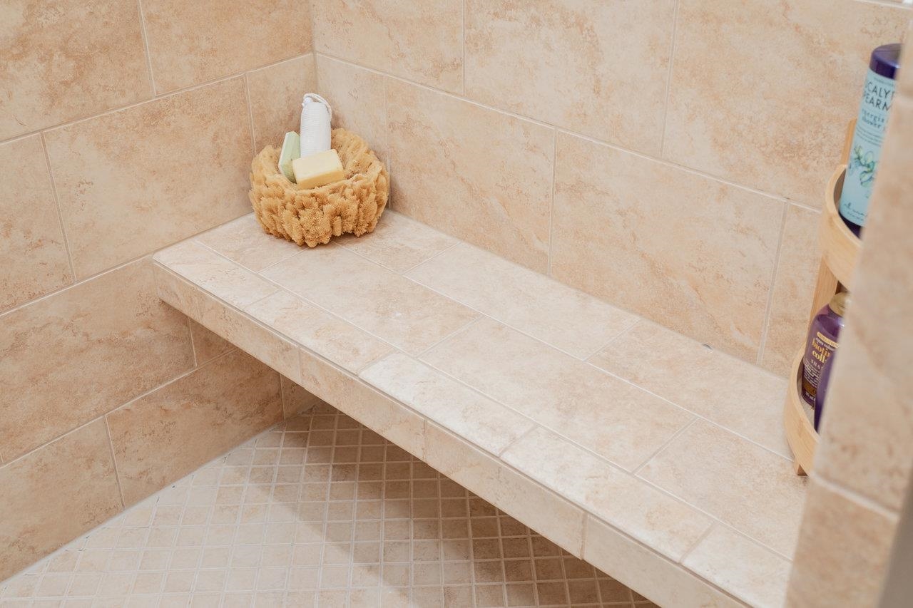 3063 CLUBHOUSE HILL RD