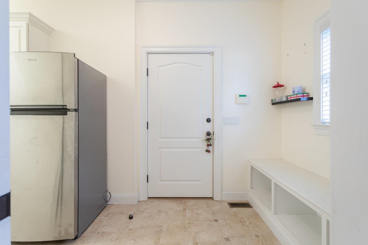 3063 CLUBHOUSE HILL RD