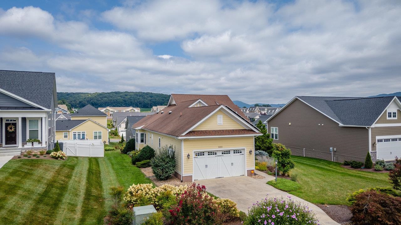 3063 CLUBHOUSE HILL RD