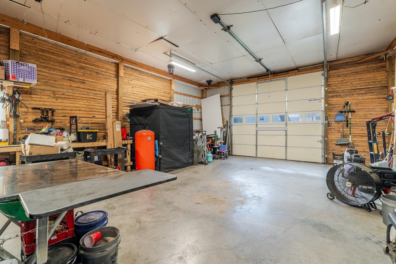 257 CENTER STREET RD