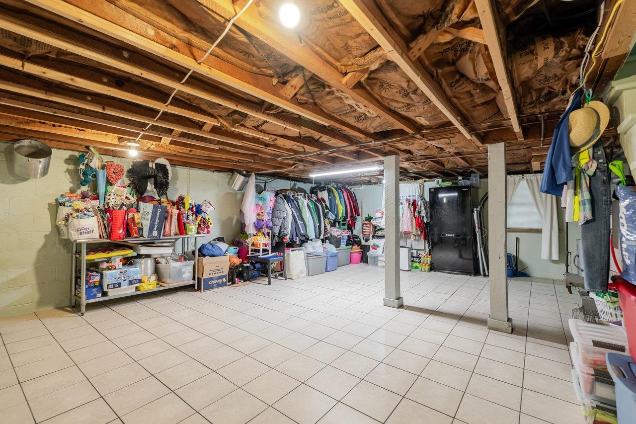 257 CENTER STREET RD