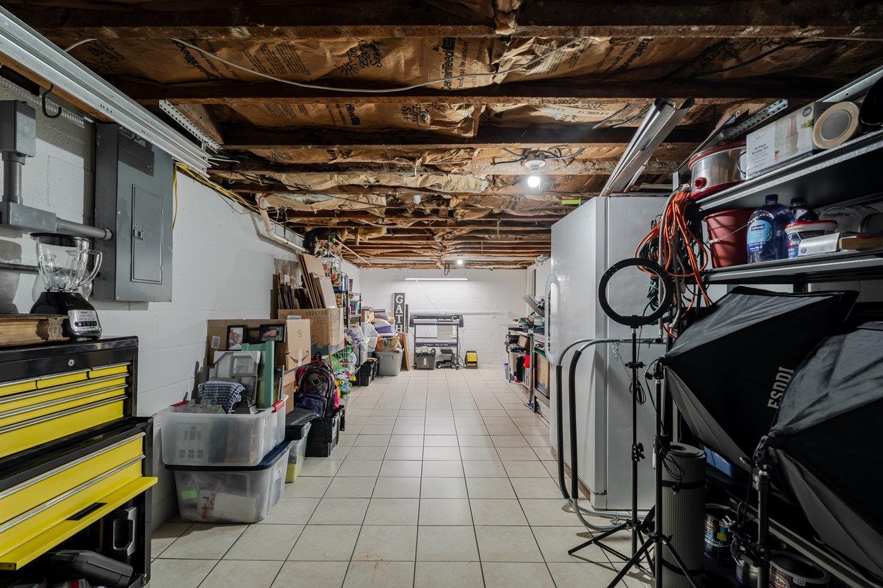 257 CENTER STREET RD