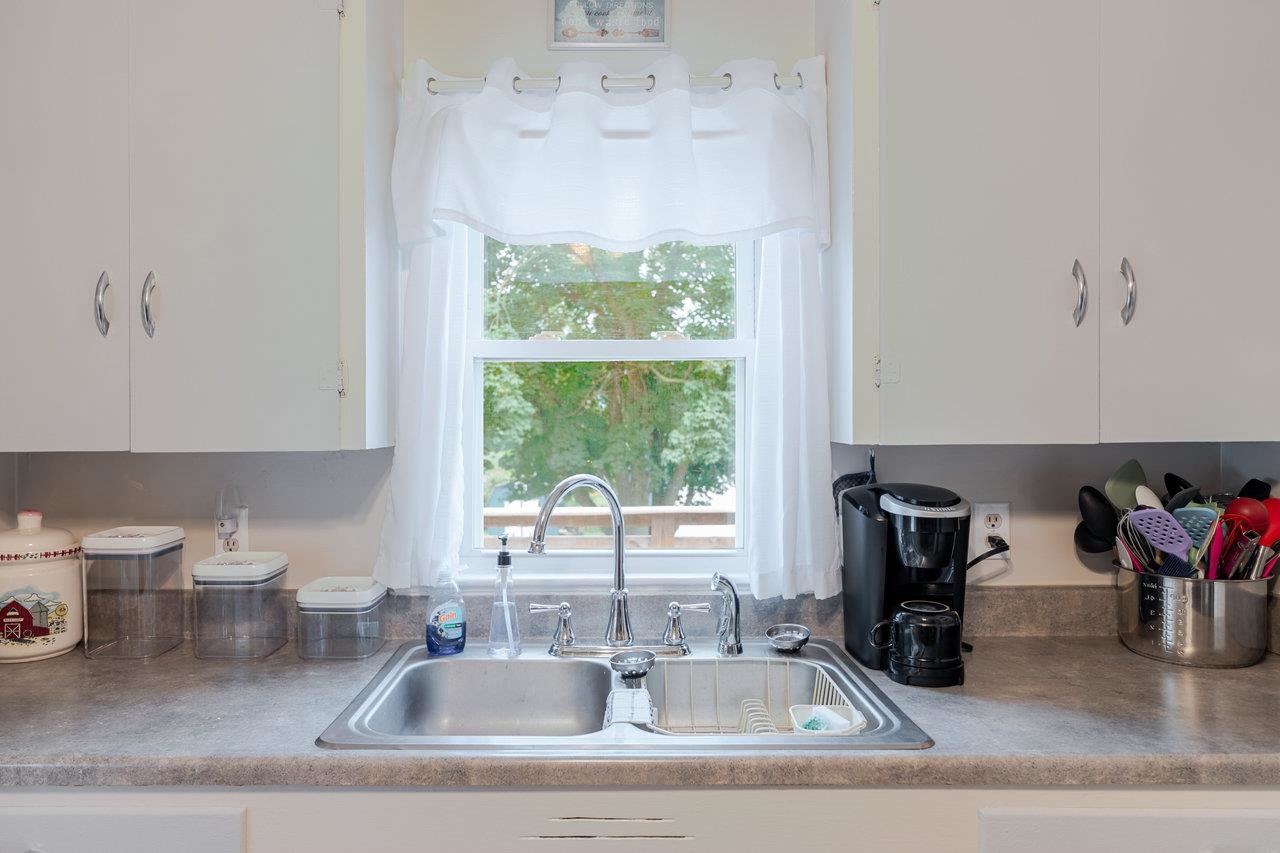 257 CENTER STREET RD