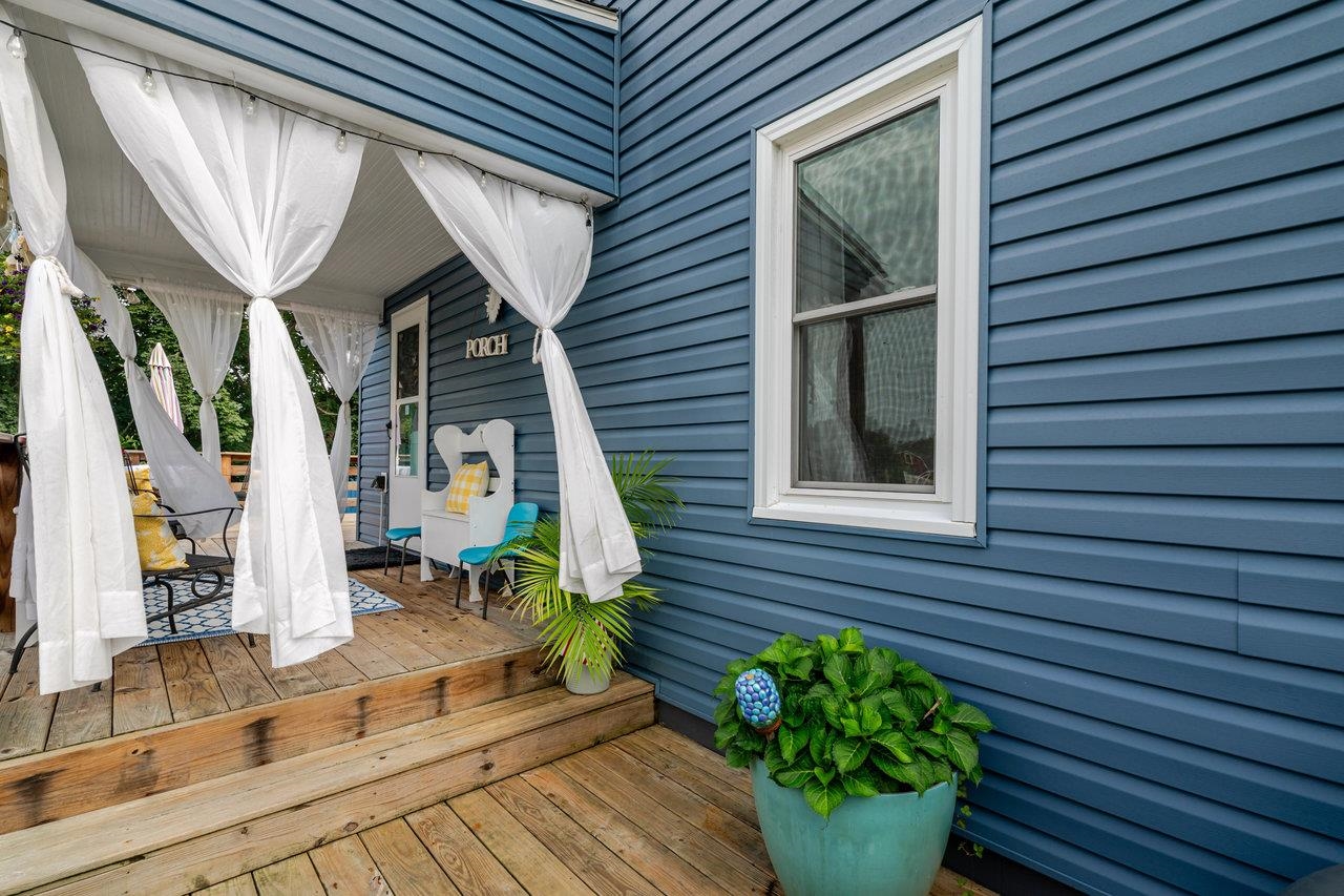 257 CENTER STREET RD