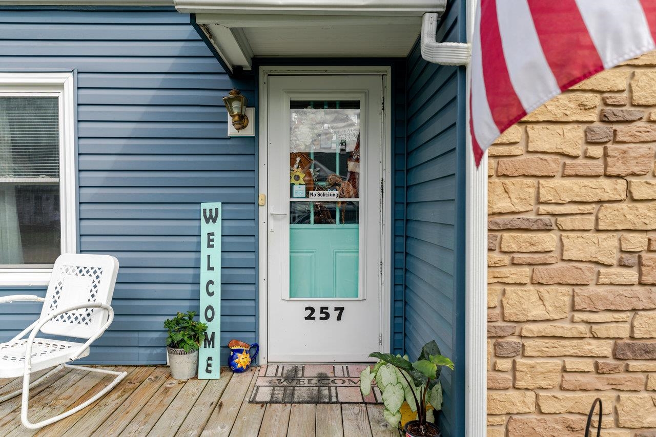 257 CENTER STREET RD