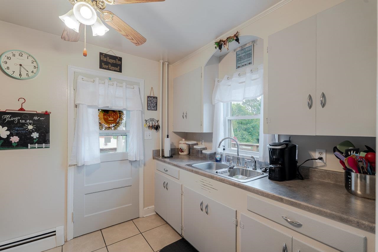 257 CENTER STREET RD