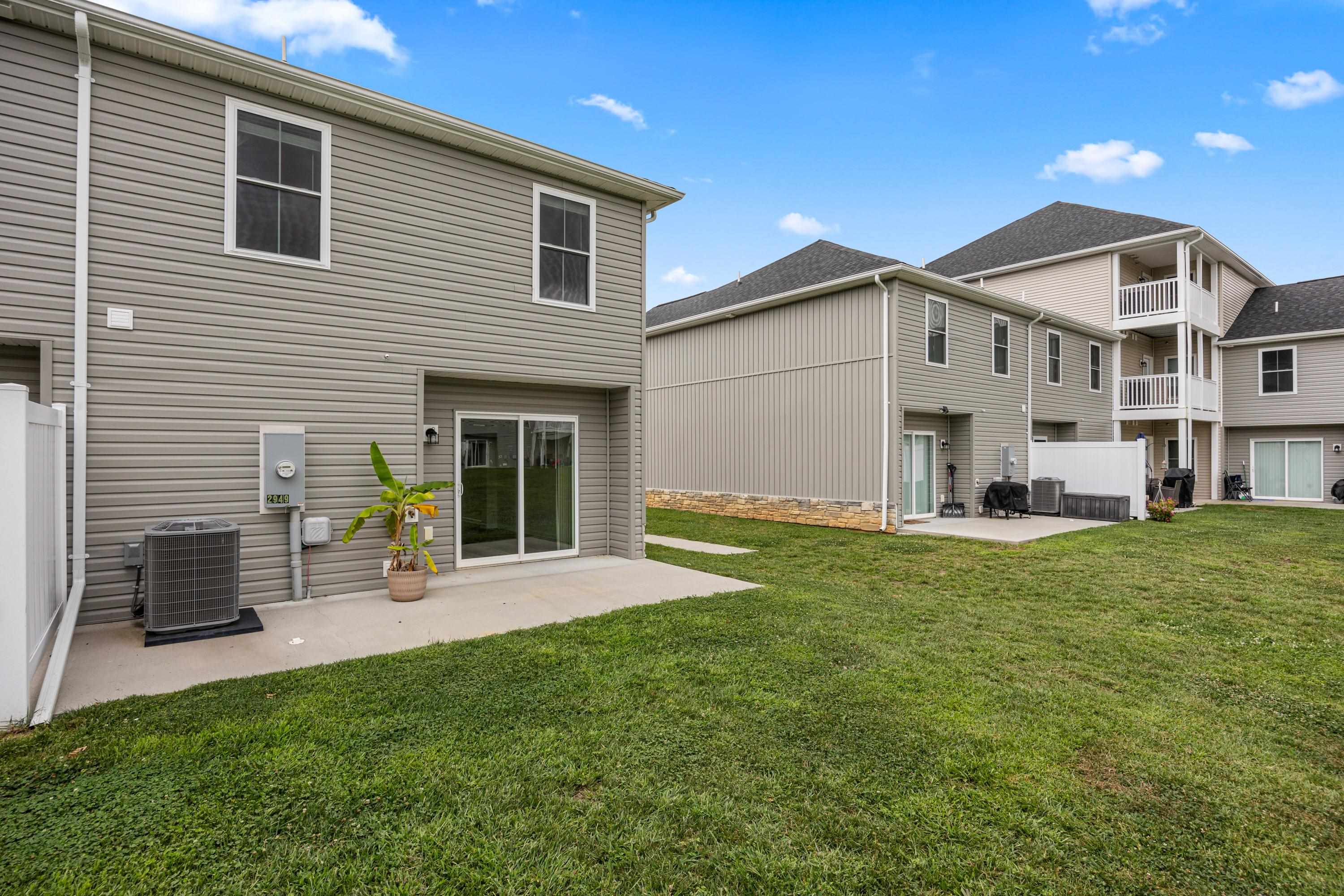 2949 LOCUST GROVE CT