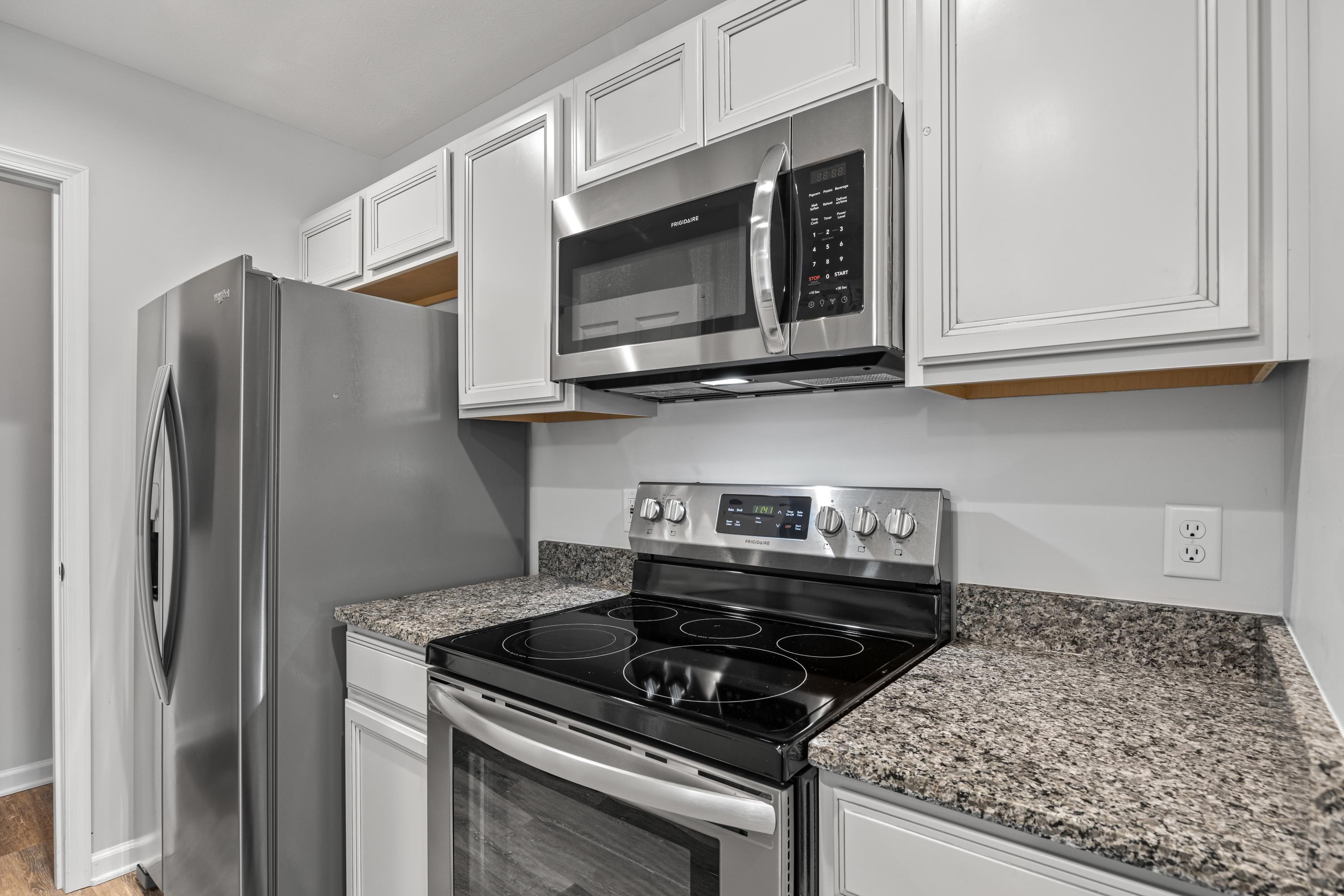 2949 LOCUST GROVE CT