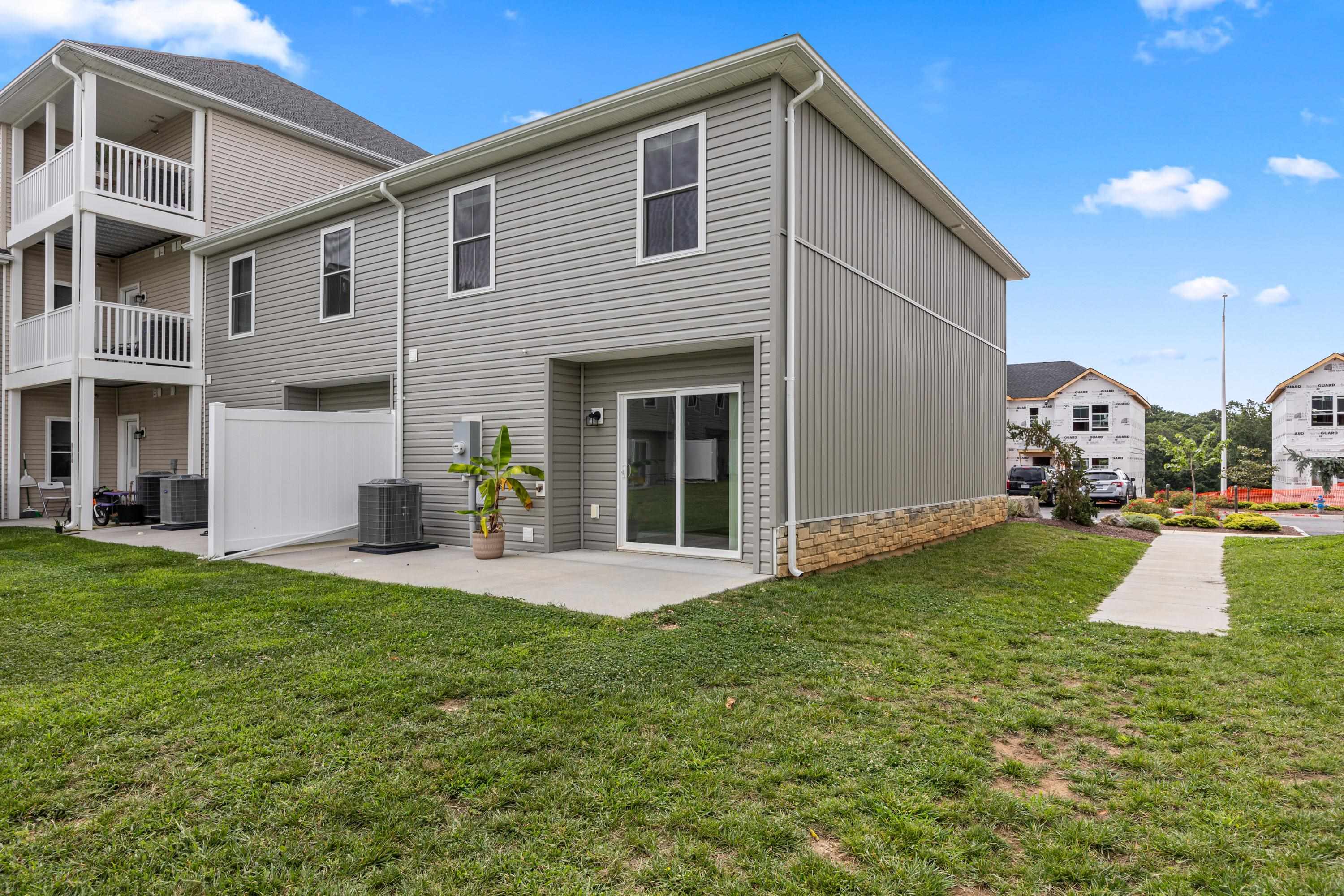 2949 LOCUST GROVE CT